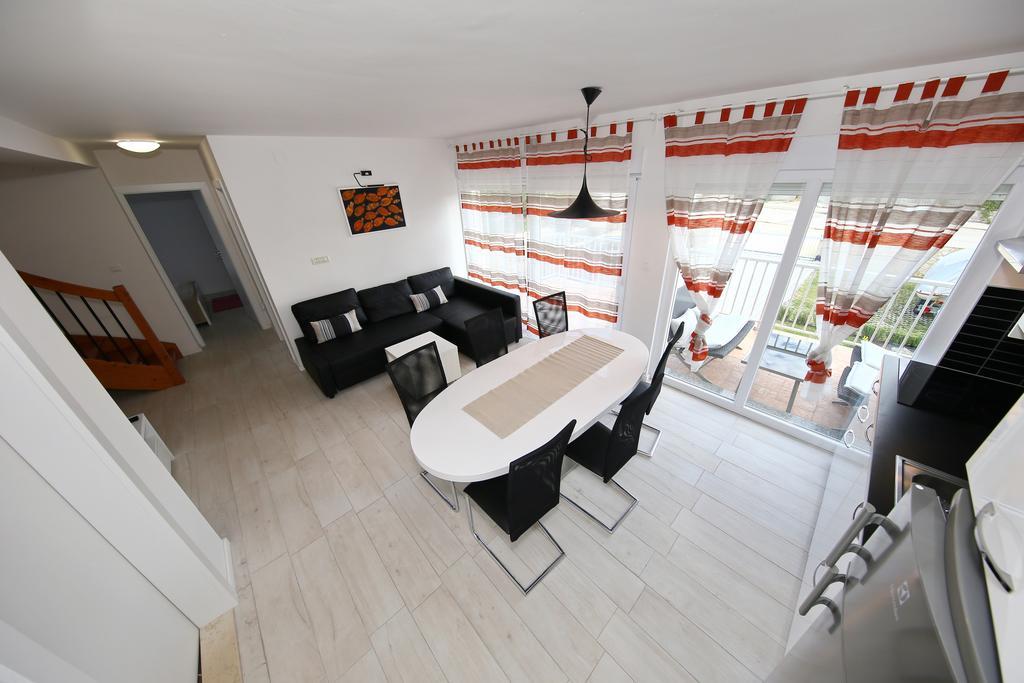 Apartments Matkovic Светі Филип-і-Яков Екстер'єр фото