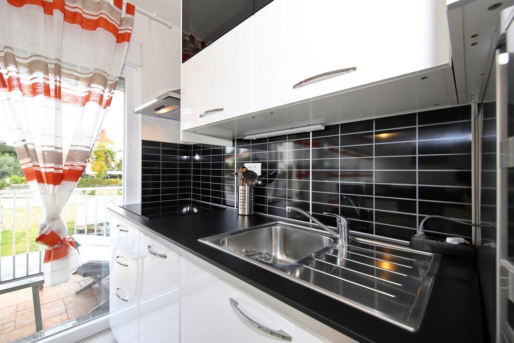 Apartments Matkovic Светі Филип-і-Яков Екстер'єр фото
