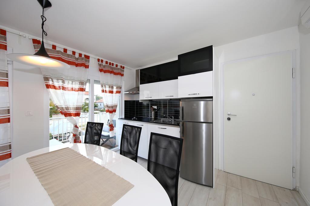 Apartments Matkovic Светі Филип-і-Яков Екстер'єр фото