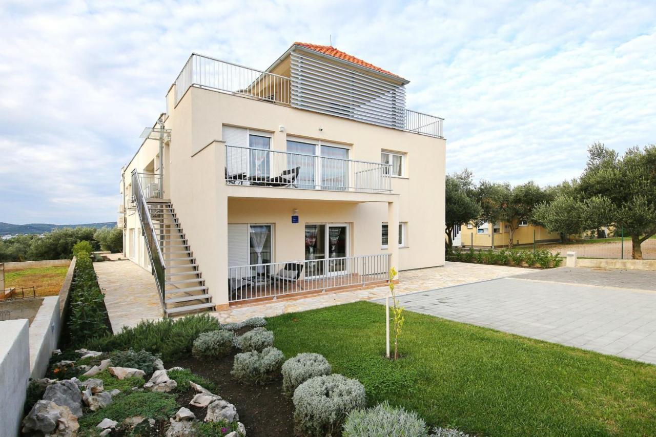 Apartments Matkovic Светі Филип-і-Яков Екстер'єр фото